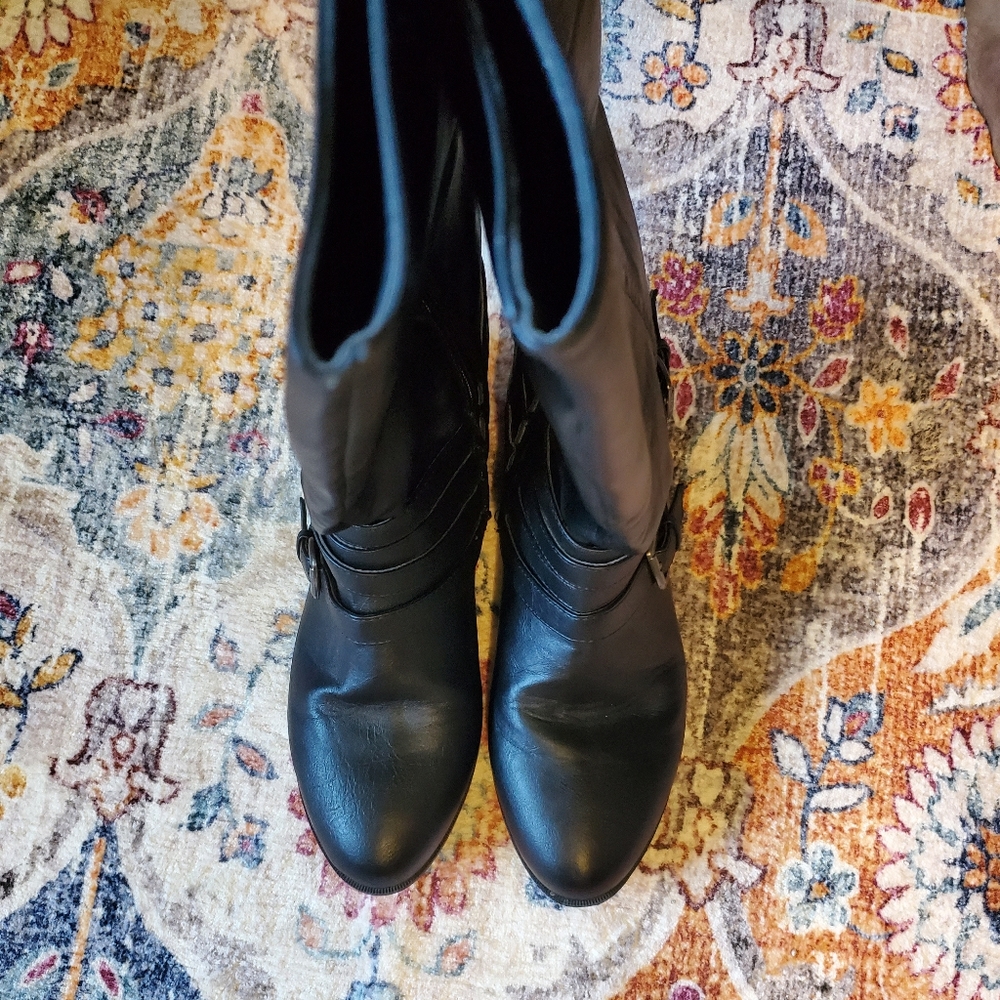 Madden Girl - Faux Leather Boots EUC - Picture 3 of 13